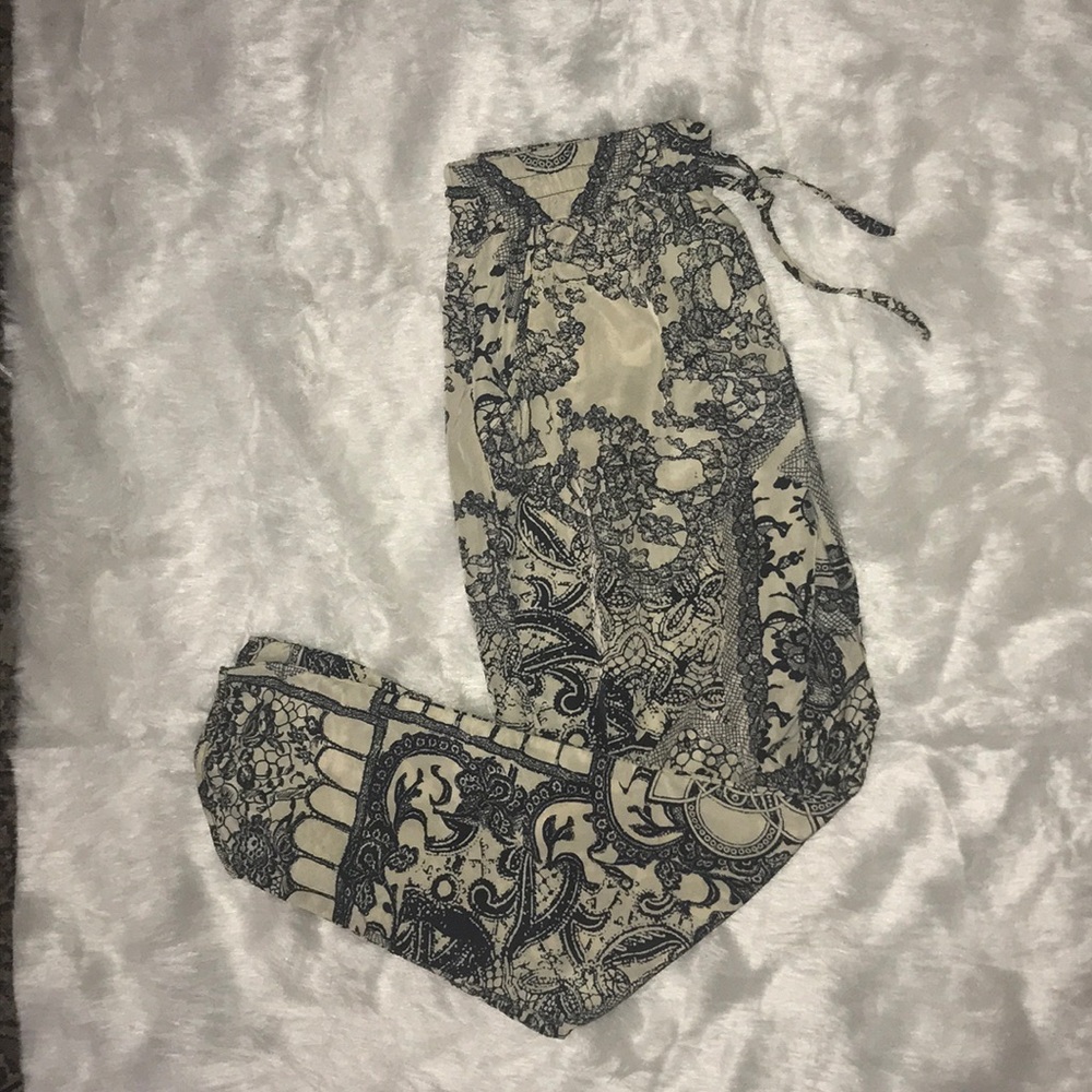 Women’s printed drawstring pant